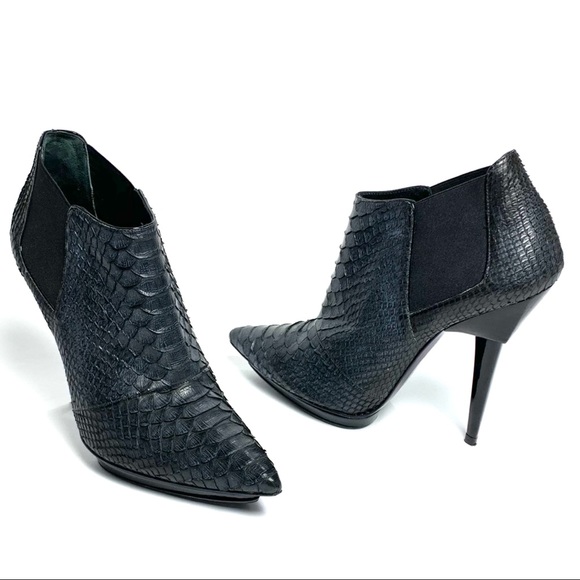 Barbara Bui Pointy Toe Ankle Boots Black/Gray Python - Fits US size 7 - Picture 1 of 12